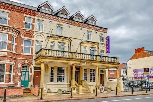 Empire Hotel - Best Hotels in Conwy