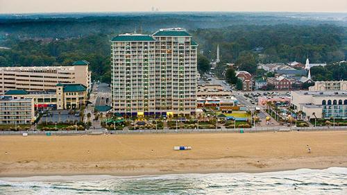 Hilton Ocean Beach Club Resort, Virginia Beach, VA - Best Pet-Friendly Hotels in Virginia Beach, VA