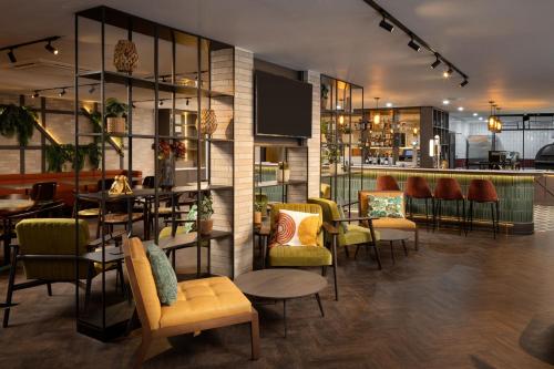 Four Points by Sheraton Edinburgh - Best Small Luxury Hotels of the World in Scotland