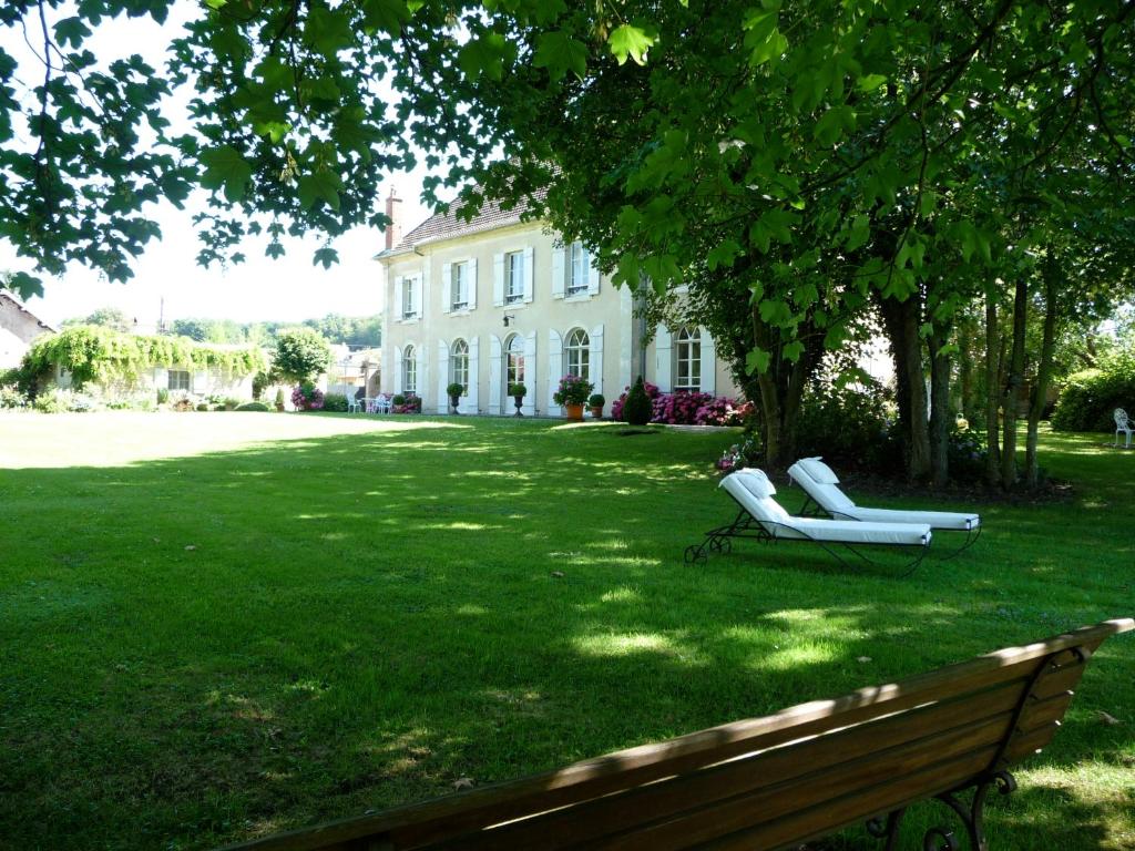 Maison d'Hôtes "Les Egrignes" - Best Hotels in Franche-Comte