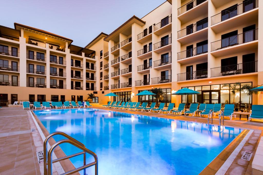 Edge Hotel Clearwater Beach - Best Hotels in Clearwater Beach, FL