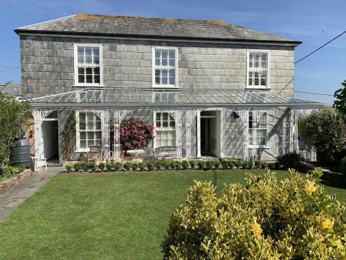 Coswarth House with breakfast at Rick Stein's - Best Hotels in Cornwall