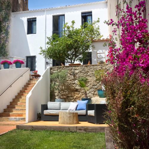 Hotel Casa Calella - Best Hotels in Girona
