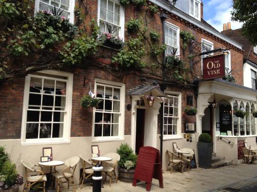 The Old Vine - Winchester Hotels with Parking
