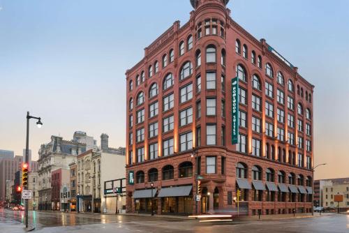 Homewood Suites By Hilton Milwaukee Downtown