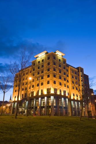 City Hotel - Best Pool Hotels in Northern Ireland