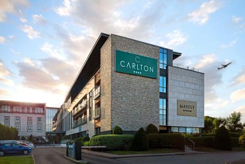 Carlton Hotel Dublin Airport - Best Hotels with Airport Shuttle Service in Dublin