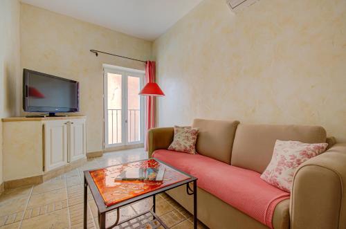 Omma - Best Hotels in Provence