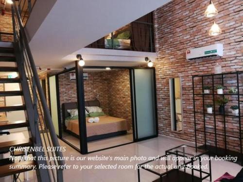 Chrisenbel Suites - Pinnacle PJ