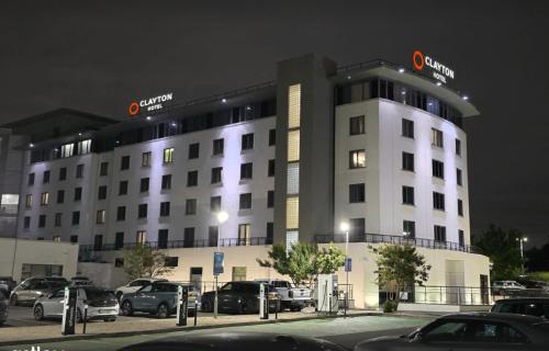 Radisson Blu Hotel Dublin Airport - Best Pool Hotels in Dublin