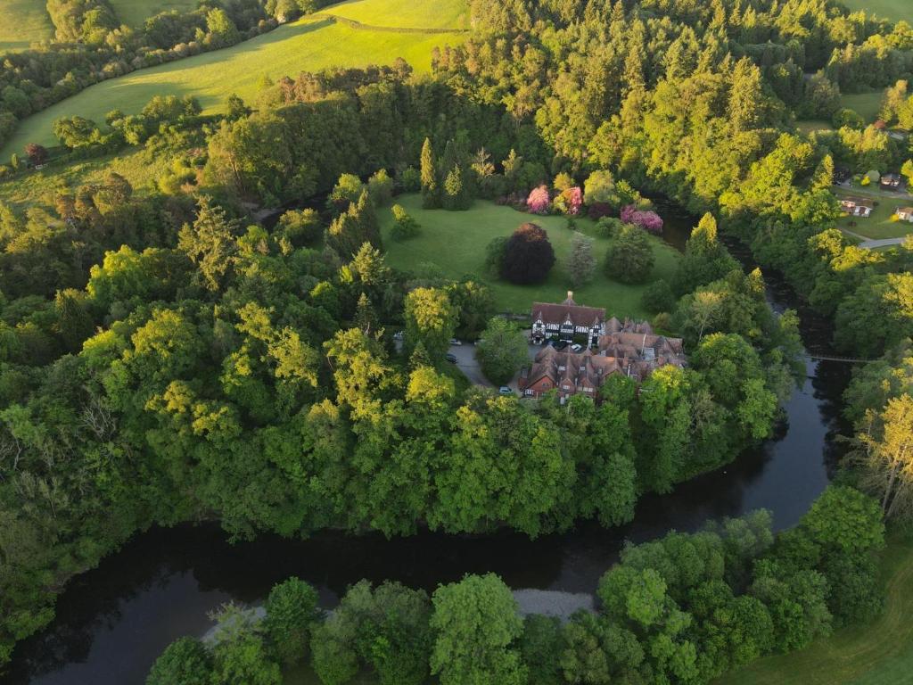 Caer Beris Manor House B&B - Best Hotels in Powys