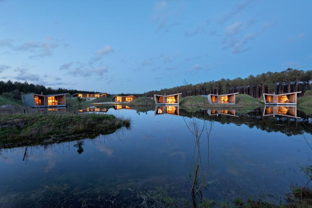 Les Échasses Golf & Surf Eco Lodge - Best Hotels in Landes