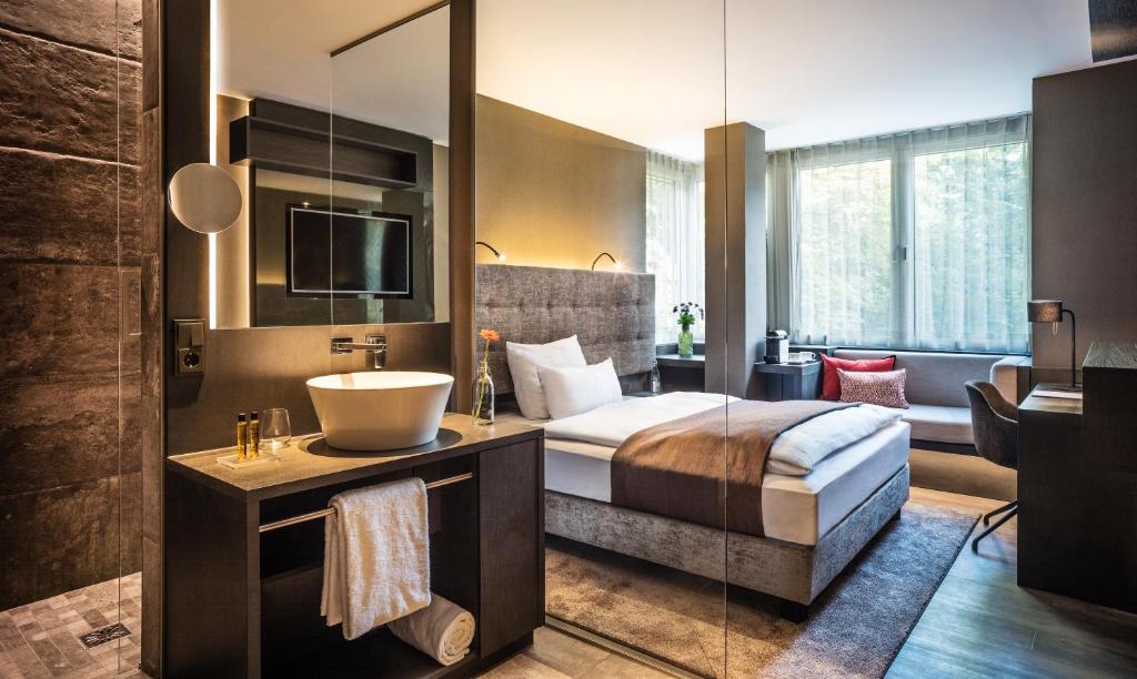 SAKS Urban Design Hotel Frankfurt - Best Fitness Hotels in Frankfurt