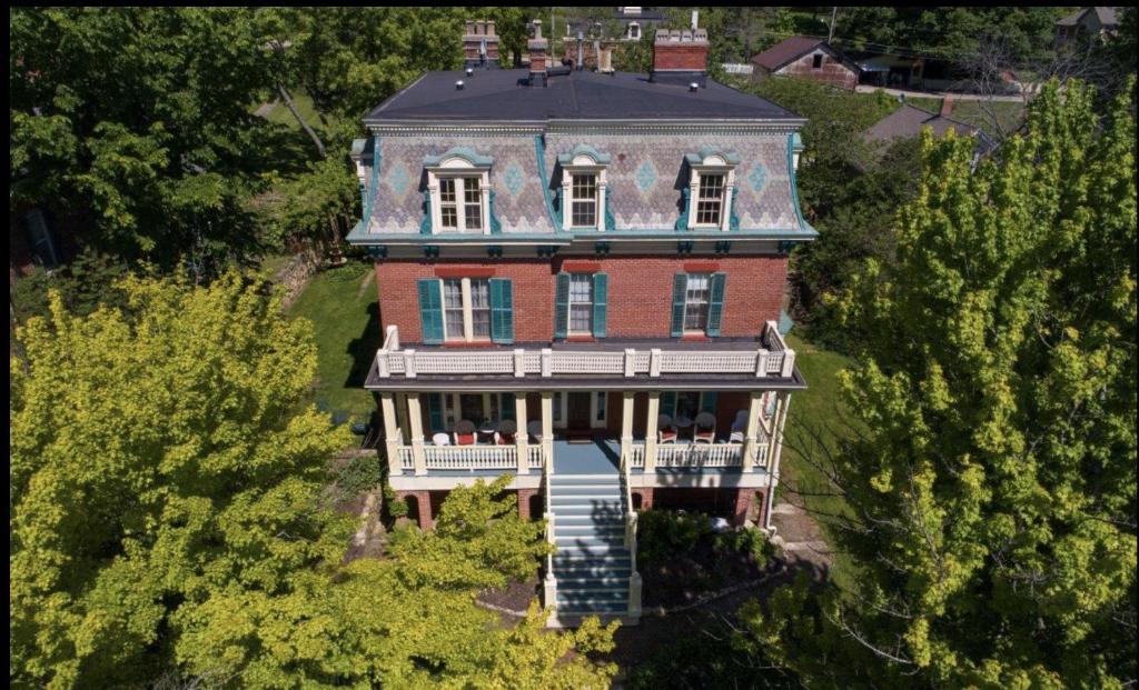 The Inn at Felt Manor - Best Hotels in Illinois