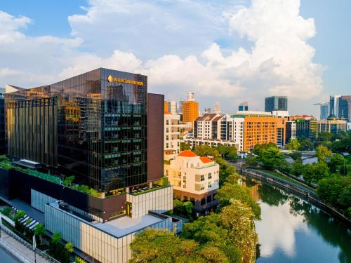 InterContinental Singapore Robertson Quay by IHG - Best Spa Hotels in Singapore