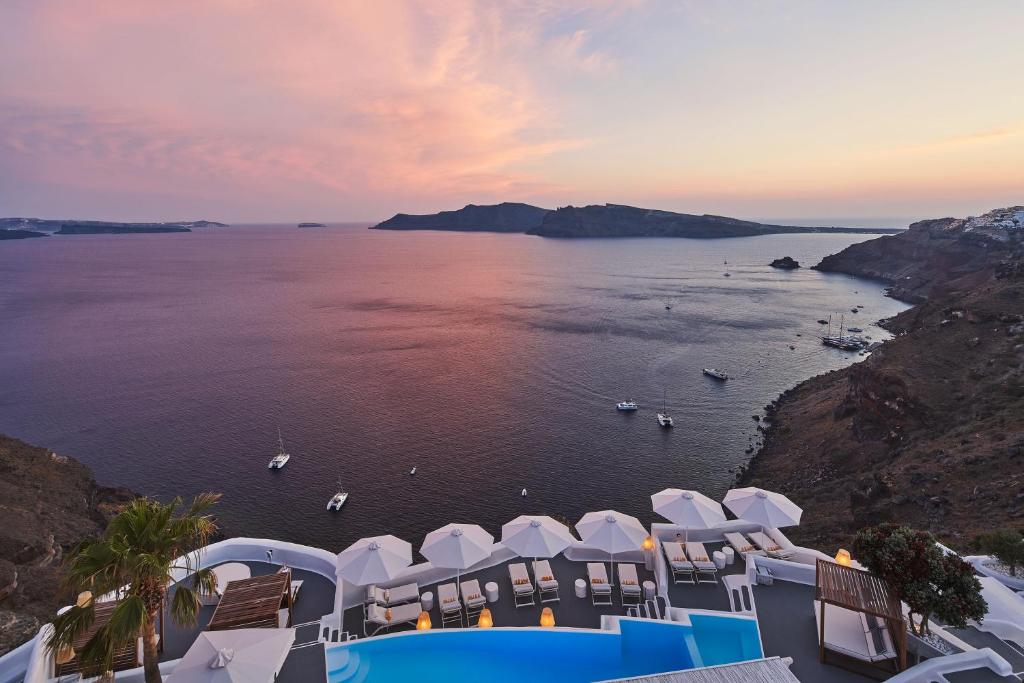 Katikies Kirini Santorini - The Leading Hotels Of The World - Best Hotels in Santoríni