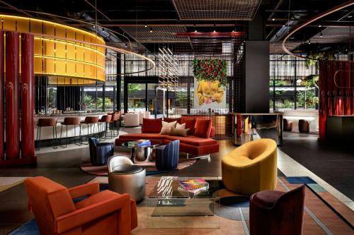 W Toronto - Best Marriott International Hotels in Ontario