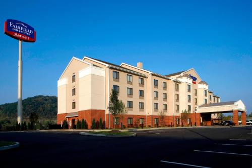 Fairfield Inn & Suites Pittsburgh Neville Island - Best Parking Hotels in Pittsburgh, PA