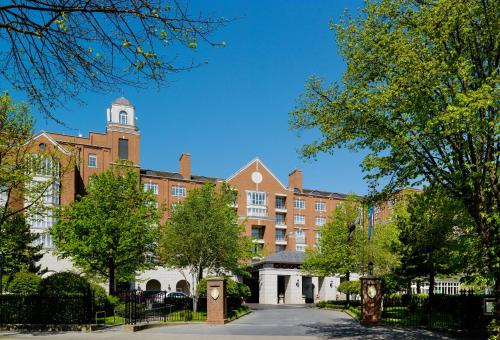 InterContinental Dublin by IHG - Dublin Hotels with Pool