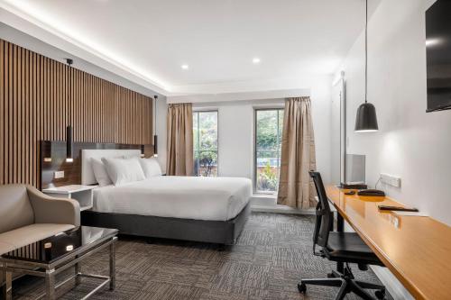 Best Western Plus Buckingham International - Best Parking Hotels in Melbourne