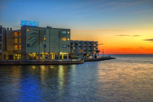 Sailport Waterfront Suites - Best Hotels in Tampa, FL