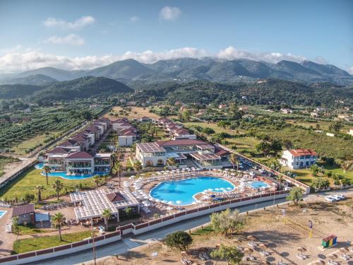 Almyros Beach - Best Business Hotels in Corfu