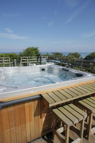 The Originals Hôtel Le Cise Restaurant Chambres et Suites - Best Hotels in Picardy