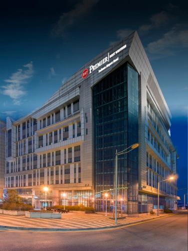 Best Western Premier Incheon Airport Hotel - Best Hotels with Airport Shuttle Service in South Korea