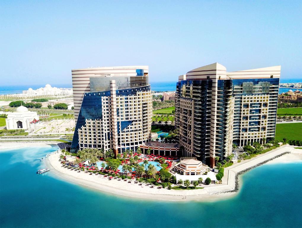 Khalidiya Palace Rayhaan by Rotana, Abu Dhabi - Best Fitness Hotels in Abu Dhabi