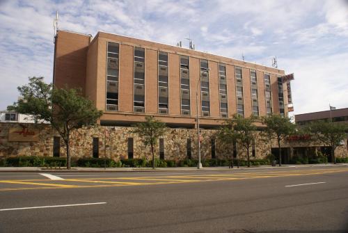 Adria Hotel and Conference Center - Best Parking Hotels in New York City, NY