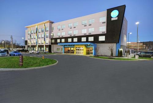 Tru By Hilton Portland Airport Area Me - Best Hotels with Airport Shuttle Service in Portland, ME