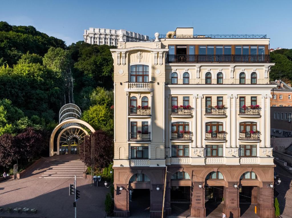 Riviera House - Best Hotels in Kiev