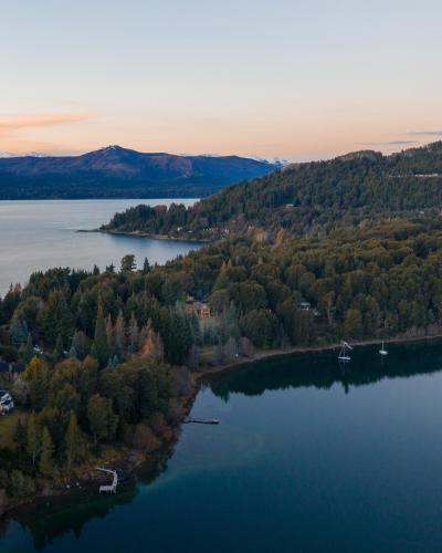 Peninsula Petit - Best Hotels in Bariloche