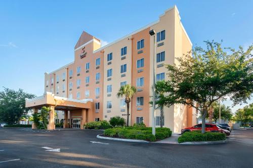 Comfort Suites Tampa Airport North - Best Hotels with Free Breakfast in Tampa, FL