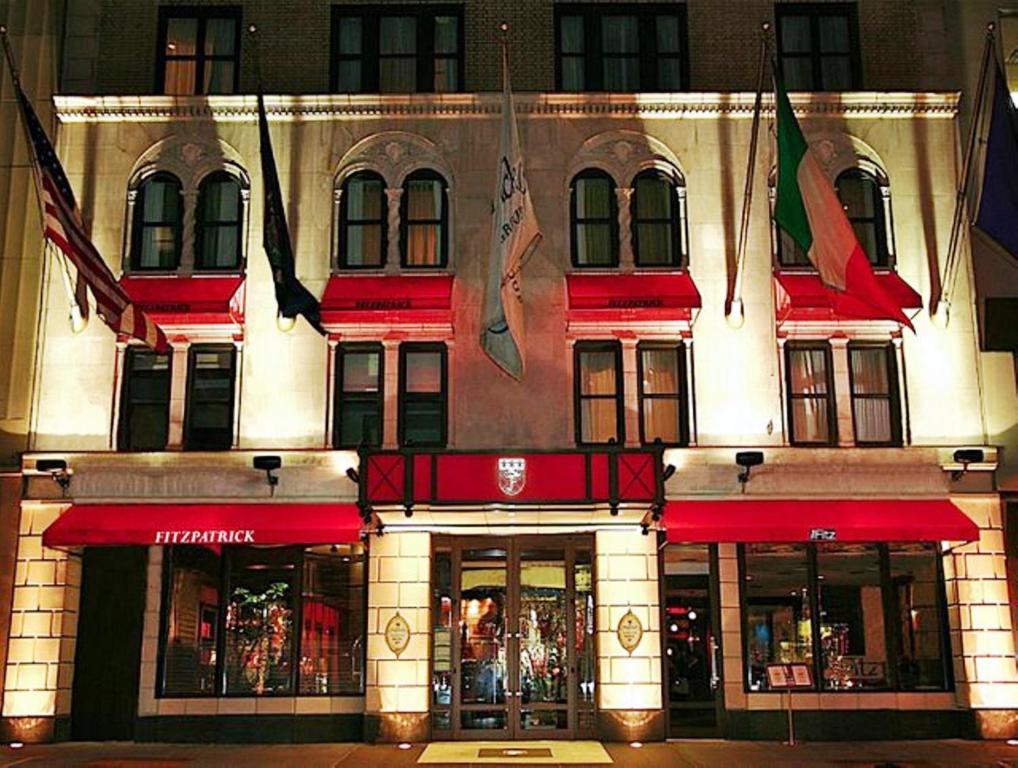 Fitzpatrick Manhattan - Best Hotels near LIM College, NY