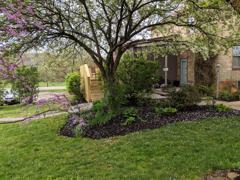 Hocking Hills Inn - Best Hotels in Ohio