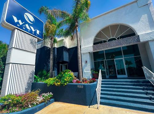 Wave Hotel Manhattan Beach - Best Hotels with Free Breakfast in Los Angeles, CA