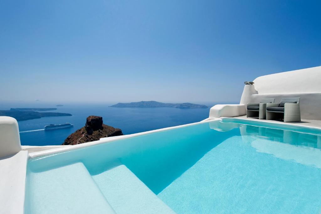 Kapari Natural Resort - Best Hotel Pools on Santorini
