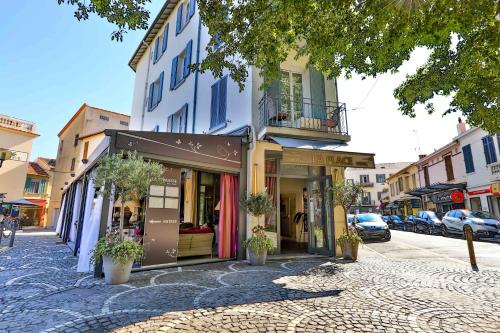 La Place Boutique Hotel - Best Hotels in Antibes