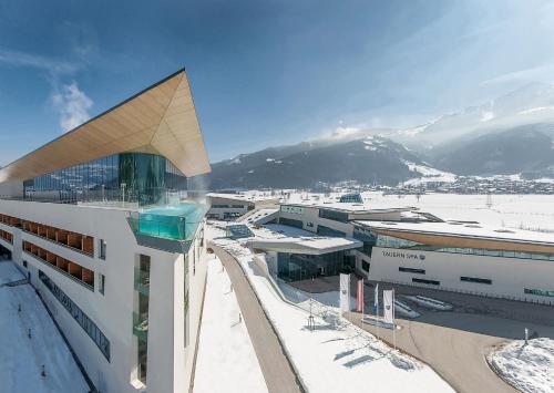Tauern Spa Hotel & Therme - Best Golf Hotels in Austria