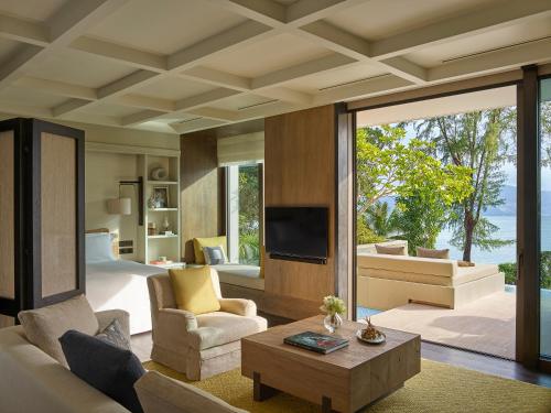 Rosewood Phuket - Beach Hotels in Phuket