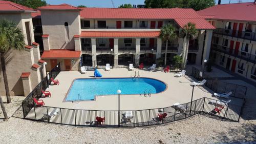 suite hotels in Jacksonville