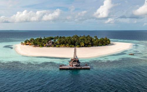 Banyan Tree Vabbinfaru - Best Hotels in Maldives