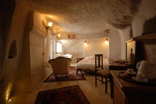Arif Cave Hotel