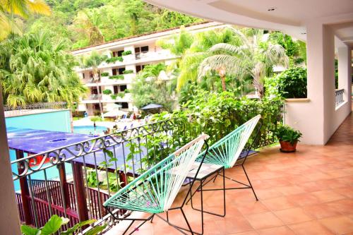 Hotel Casa Iguana Mismaloya - Best Pet-Friendly Hotels in Puerto Vallarta