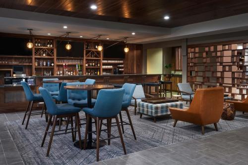Four Points by Sheraton Chicago Schaumburg - Best Hotels in Schaumburg, IL
