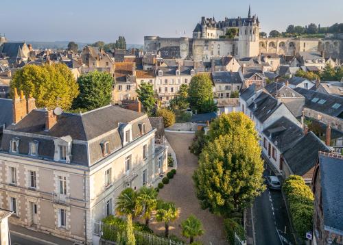 Le Pavillon des Lys - Hôtel Particulier - Best Hotels in Loire Valley
