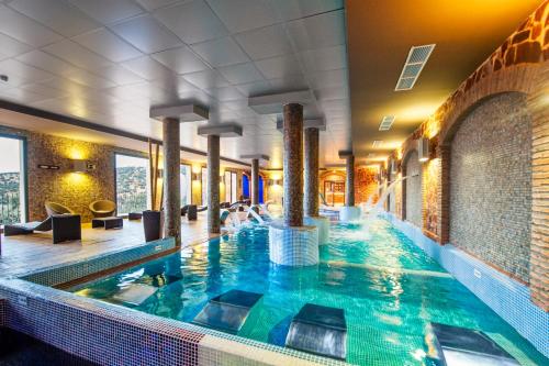 Hotel La Caminera Club de Campo - Best Golf Hotels in Spain
