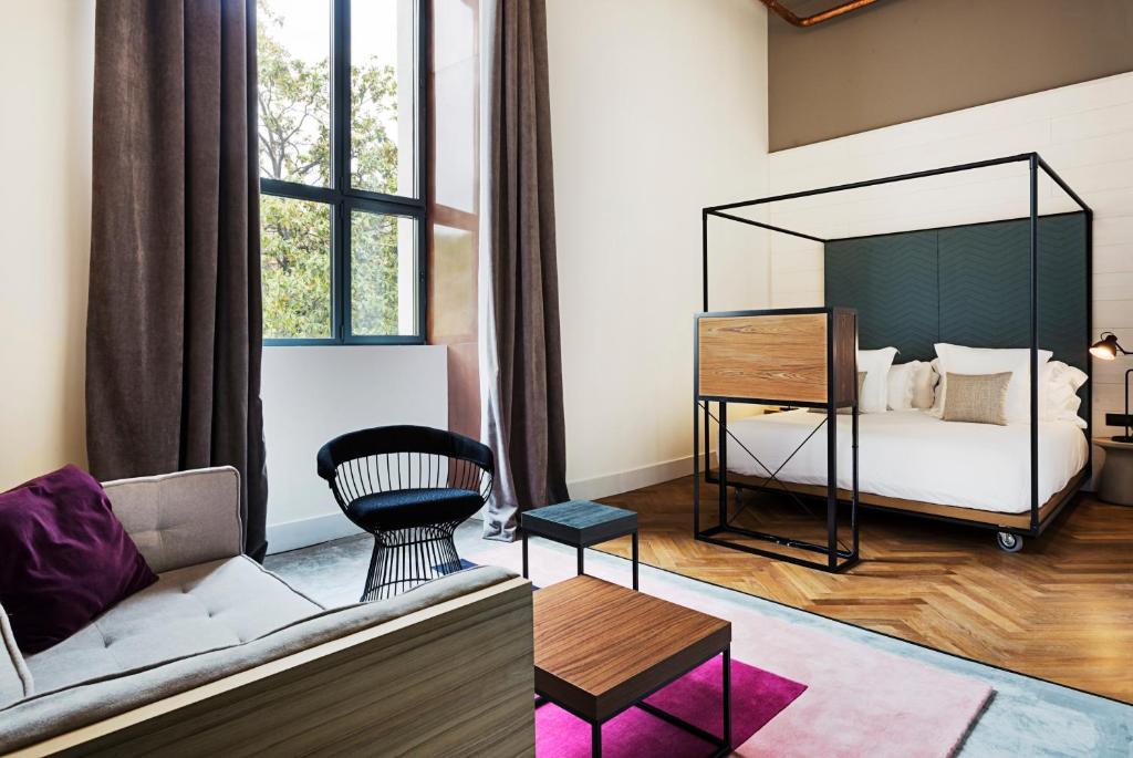 One Shot Tabakalera House - Best Hotels in San Sebastián
