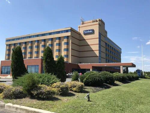 Travelodge by Wyndham Absecon Atlantic City - Best Parking Hotels in Atlantic City, NJ